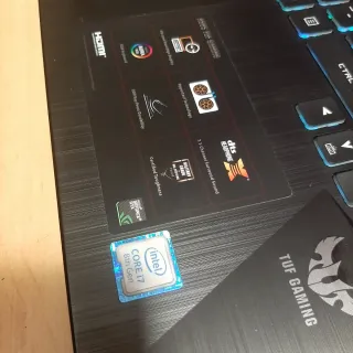 ASUS i7 Gaming Laptop