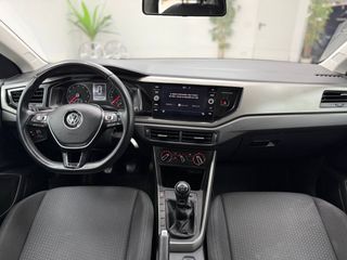 VOLKSWAGEN Polo 1.0 Advance desde 195€/mes*