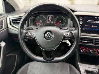 VOLKSWAGEN Polo 1.0 Advance desde 195€/mes*