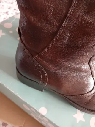 Botas altas piel marrones