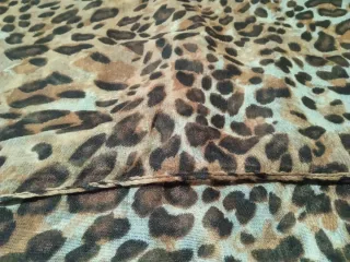 Sciarpa donna stampa animalier marrone