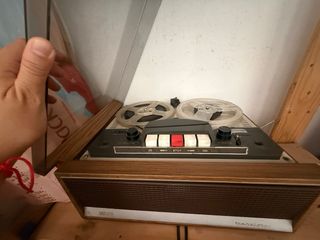 Giradischi vintage marrone e nero