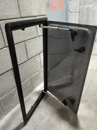 Ventana para caravana y autocaravana