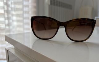 Gafas de sol marrones