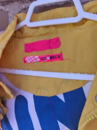 Chaqueta amarilla talla M