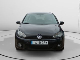 Volkswagen Golf Advance