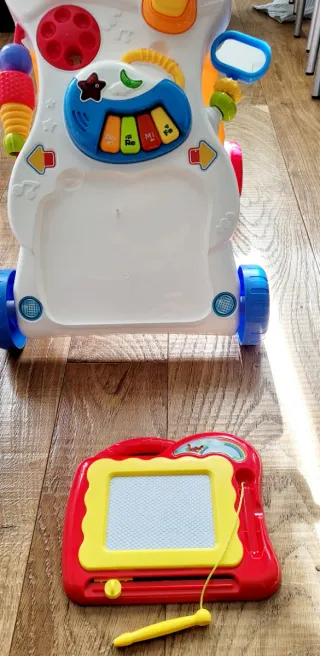 Centro attività primi passi interattivo