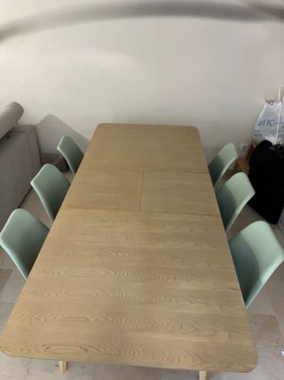 Tavolo allungabile e 6 sedie nordiche in legno