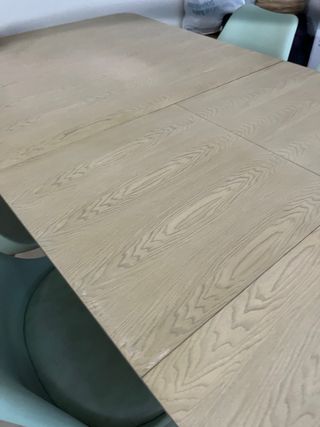 Tavolo allungabile e 6 sedie nordiche in legno