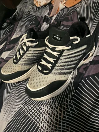 Zapatillas BLK Negras y Blancas