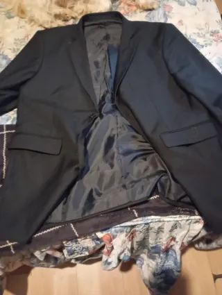 Traje de hombre negro