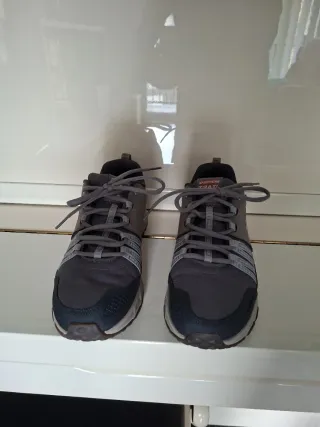 Zapatillas Skechers Trail Gris Naranja