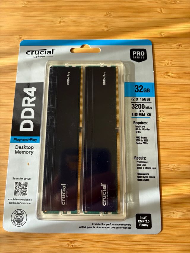 Kit RAM 32GB Crucial DDR4 Pro 3200MHz