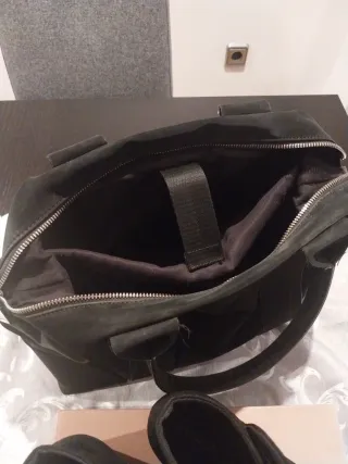 Bolso Parfois y Botines Negras (regalo)