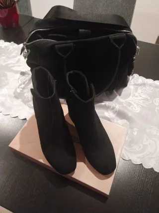 Bolso Parfois y Botines Negras (regalo)