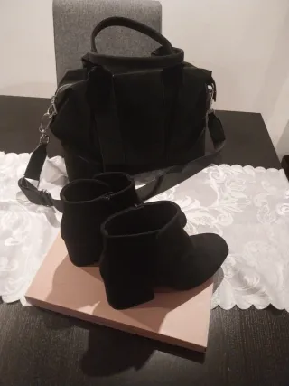 Bolso Parfois y Botines Negras (regalo)