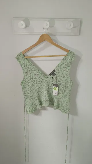 Top floral verde Primark