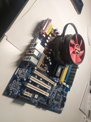 Placa Base Socket 775 ASRock + RAM + Disipador | P