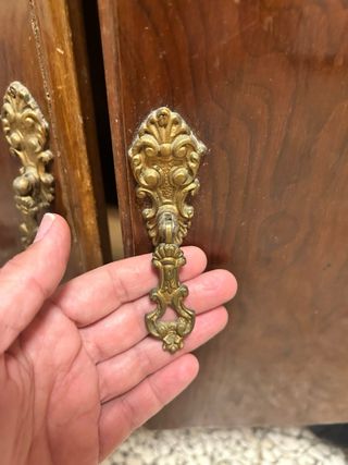 Mesitas antiguas de madera para restaurar