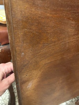 Mesitas antiguas de madera para restaurar