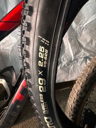 Cubierta Vittoria Saguaro 29x2.25 Tubeless