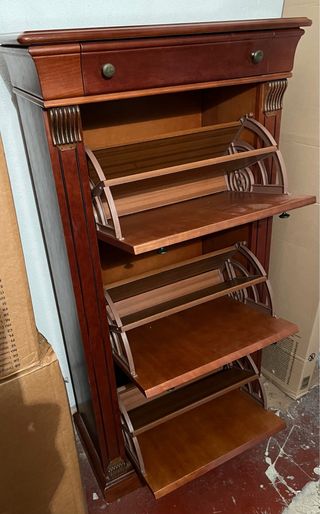 Mueble zapatero de madera
