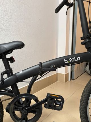 Bicicleta plegable negra
