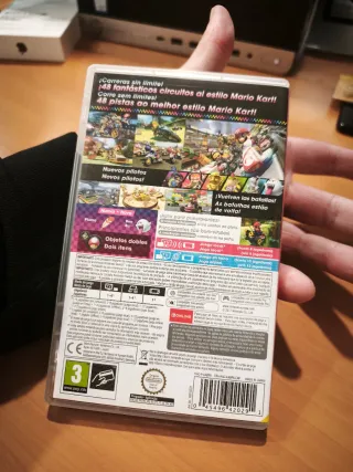 CAJA "MARIOKART 8 Deluxe"