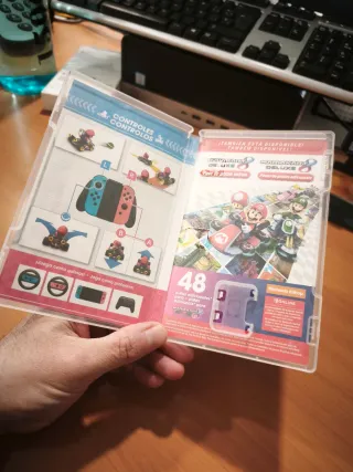 CAJA "MARIOKART 8 Deluxe"