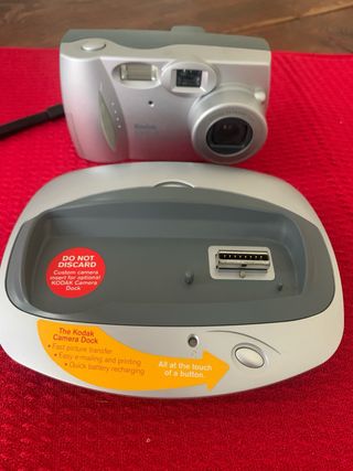 Kodak DX3215 Zoom Digital Camera funzionante