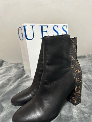 Botas Guess Tacón Negro y Marrón