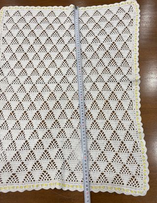 Copertina culla uncinetto fatta a mano