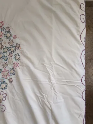 Funda nórdica individual y tres fundas de almohada