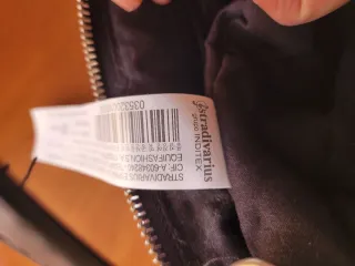 Bolso negro tachuelas Stradivarius