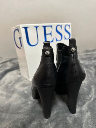 Botas Guess Tacón Plataforma Negras