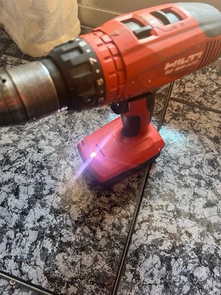 Hilti SF 8M-A22 Taladro Atornillador ( con bateria