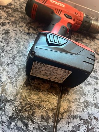Hilti SF 8M-A22 Taladro Atornillador ( con bateria