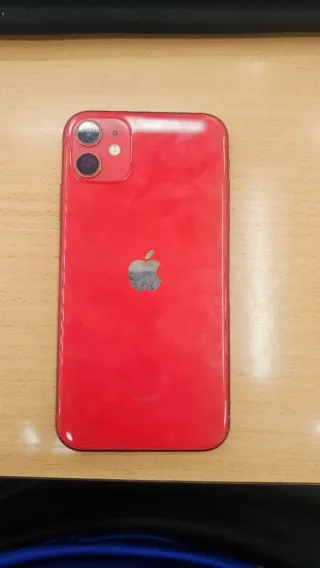 iPhone 11 rojo