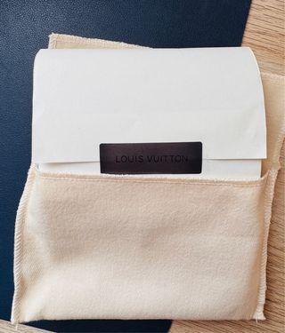 Louis Vuitton Cartera Victorine Rosa y Blanca