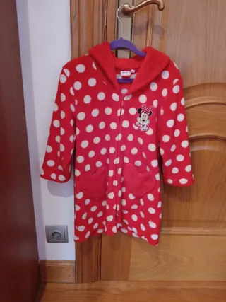 Bata Minnie Mouse 5 años