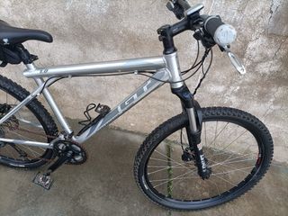 Bicicleta GT Avalanche 1.0 Talla M