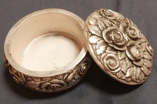 Caja joyero cerámica.