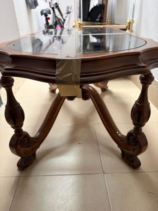 Mesa auxiliar salón madera y cristal