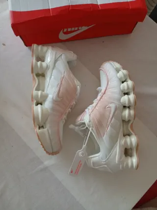 Zapatillas Nike Shox Mujer Blancas Rosas talla 39