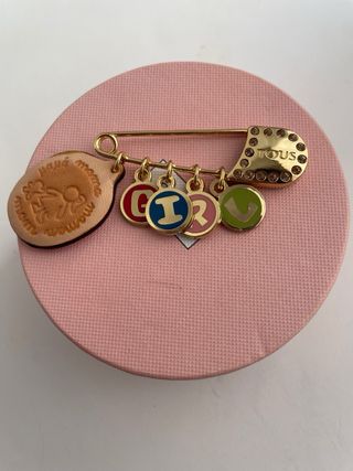 Imperdible Tous Bebé/Niña con Charms