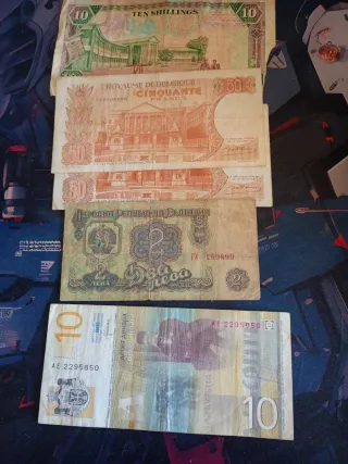 Lotto 5 banconote mondiali