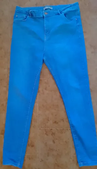 Jeans donna blu elettrico