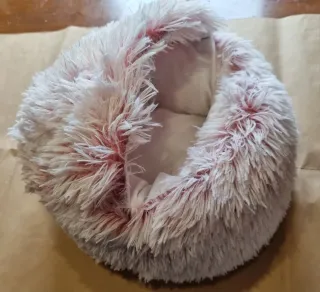 Cuccia morbida cane/gatto rosa e bianca