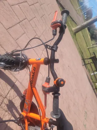 Bicicleta infantil Btwin naranja