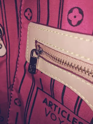 Bolso Louis Vuitton Monogram con neceser